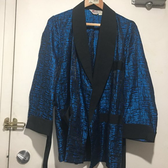 VINTAGE MAJESTIC BROCADE JACKETS SIZE S - Picture 2 of 9